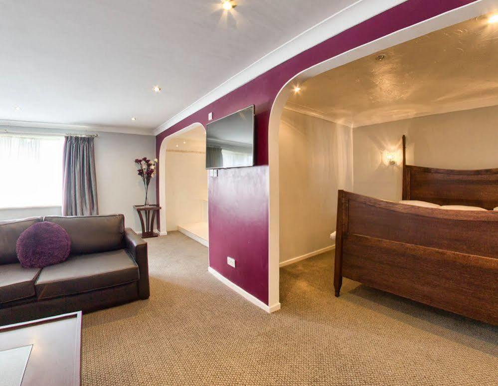 Farmhouse Innlodge By Greene King Inns Portsmouth Extérieur photo