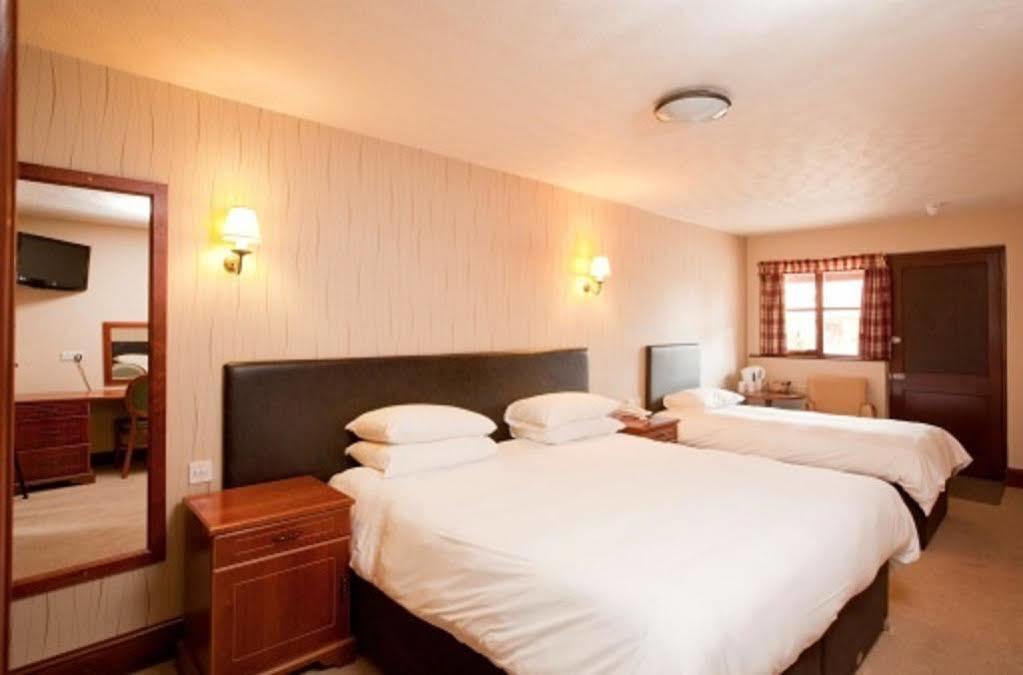 Farmhouse Innlodge By Greene King Inns Portsmouth Extérieur photo